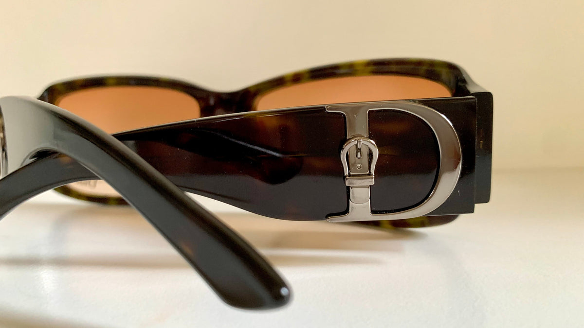 Christian Dior vintage sunglasses - Cottage 3 tortoise  frame, buckle logo