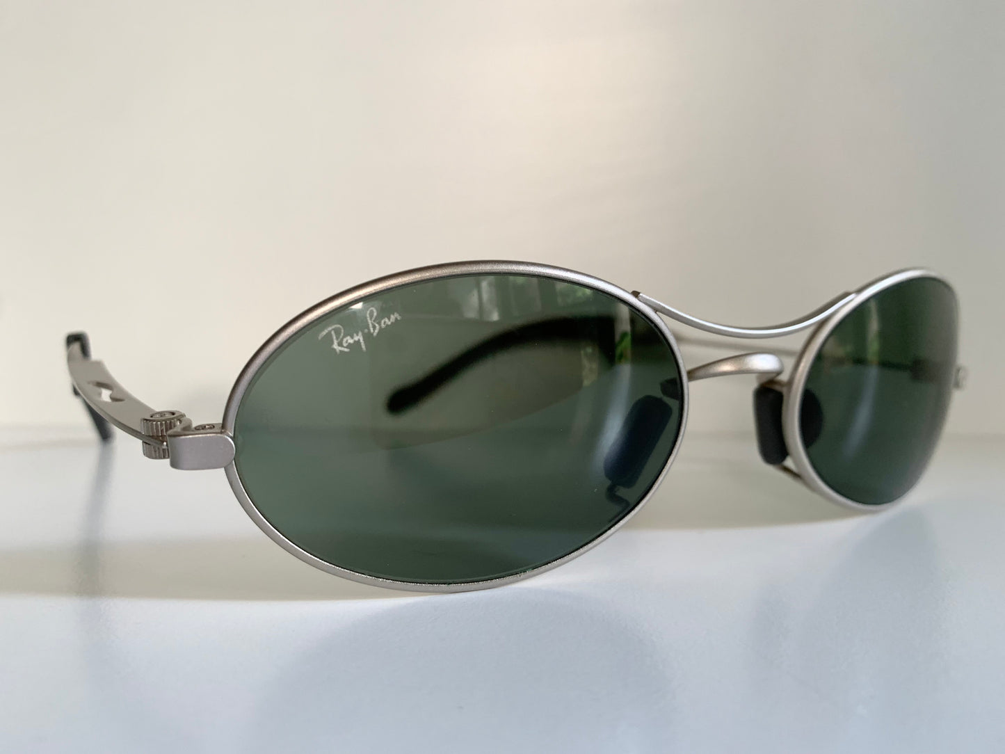 Ray Ban B&L - W2177 Orbs oval silver frame vintage sunglasses