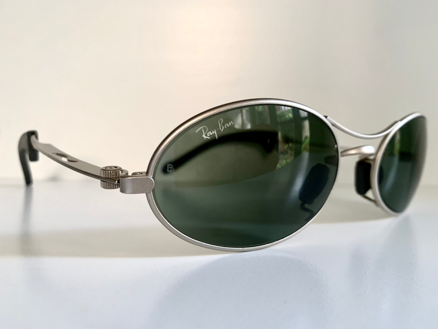 Ray Ban B&L - W2177 Orbs oval silver frame vintage sunglasses