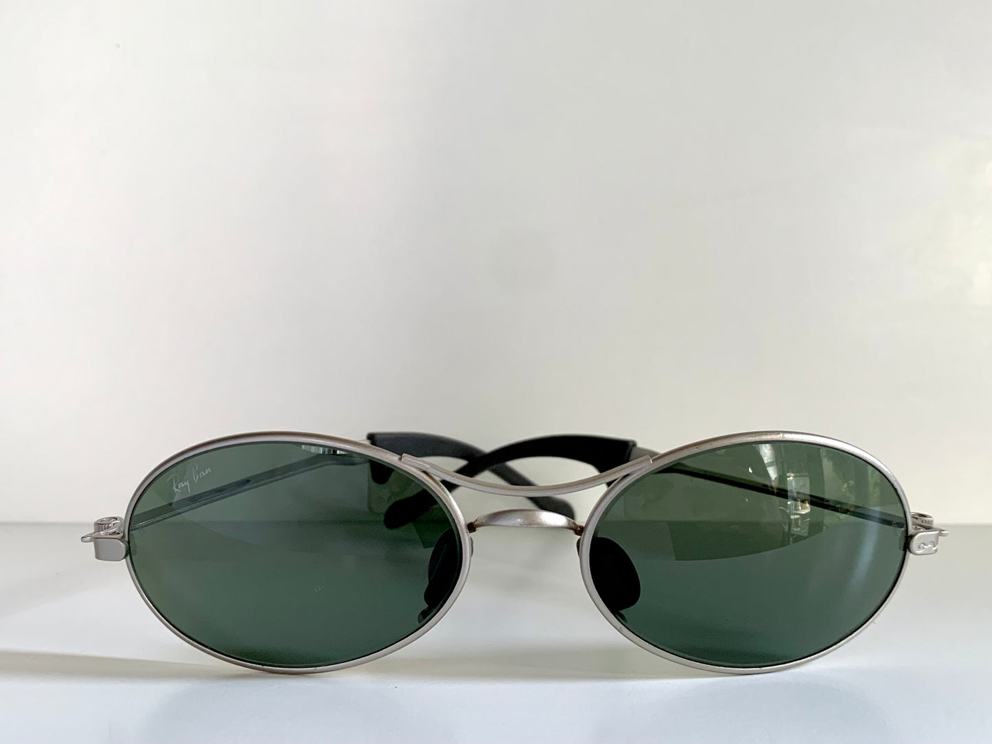 Ray Ban B&L - W2177 Orbs oval silver frame vintage sunglasses