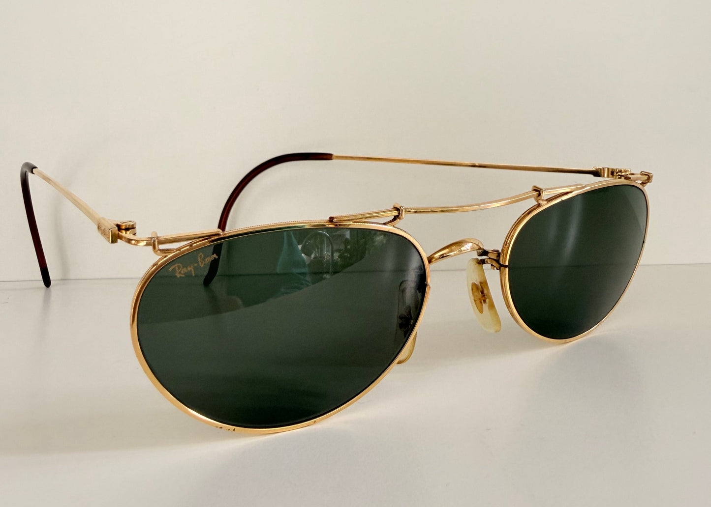 Ray Ban B&L USA vintage sunglasses - 80s W1532 Deco Metals golden frame