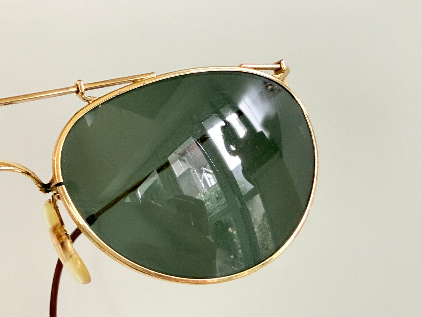 Ray Ban B&L USA vintage sunglasses - 80s W1532 Deco Metals golden frame