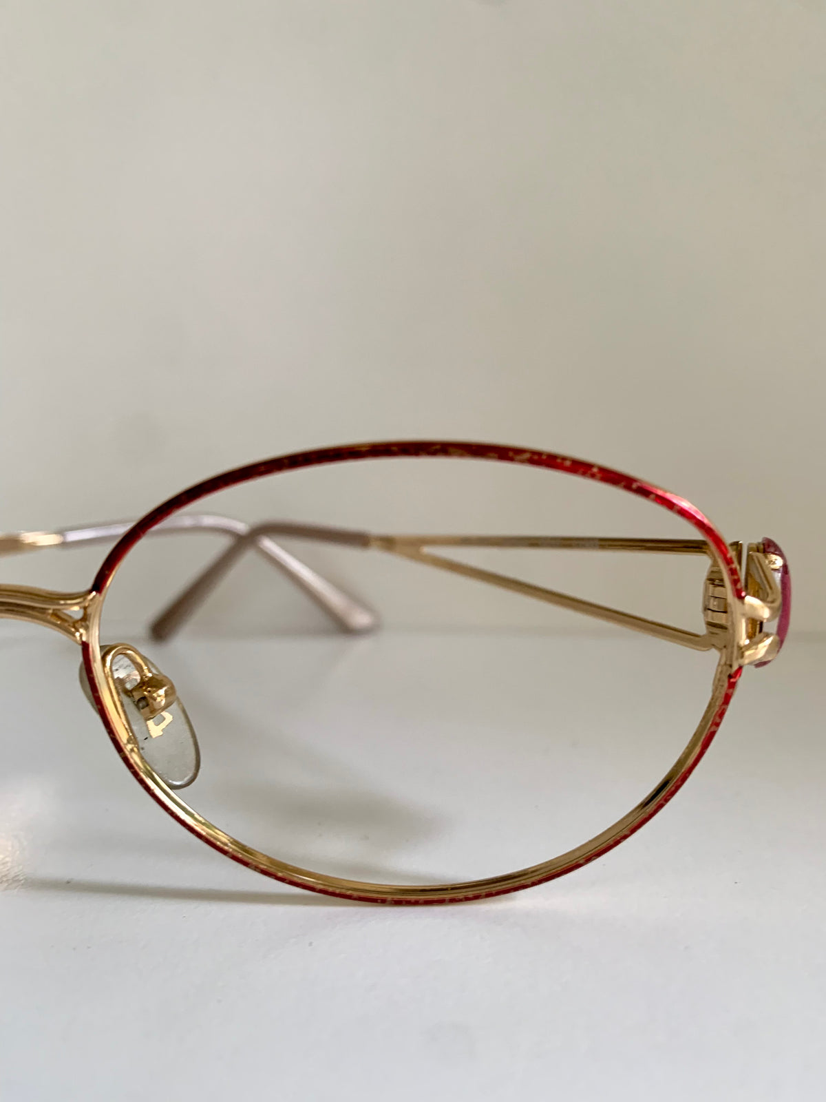 Nina Ricci 90s vintage glasses -red and gold frame