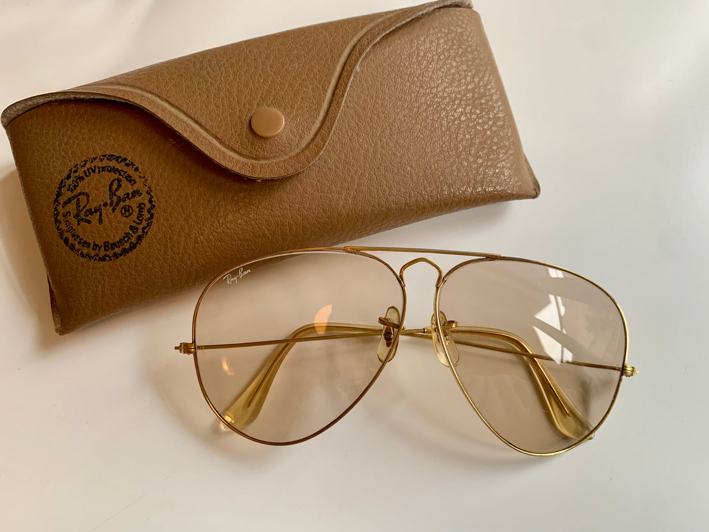 Ray Ban B&L USA - Photocromic 62mm aviator