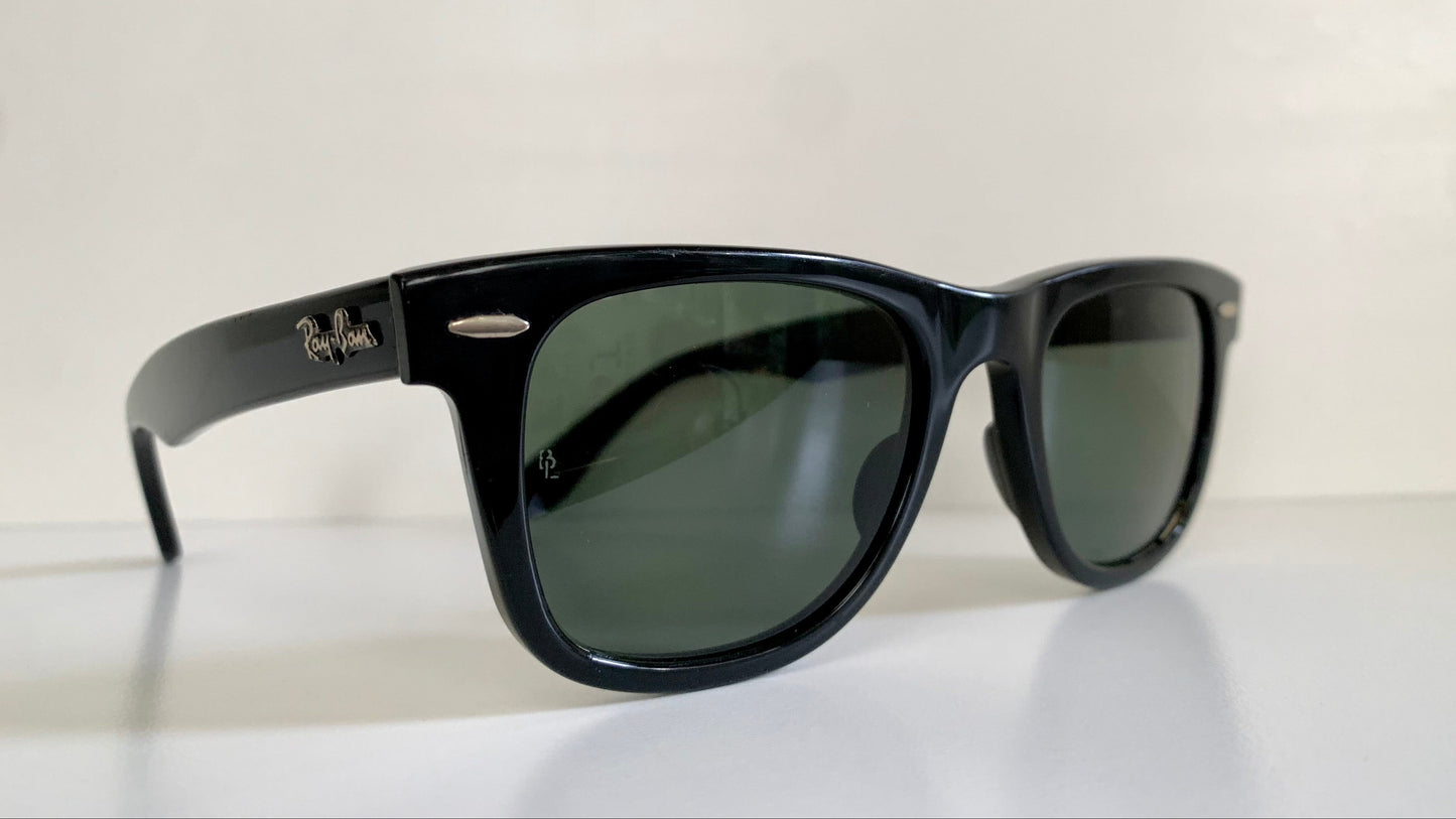 Ray Ban B&L USA vintage sunglasses - Wayfarer XS W0487