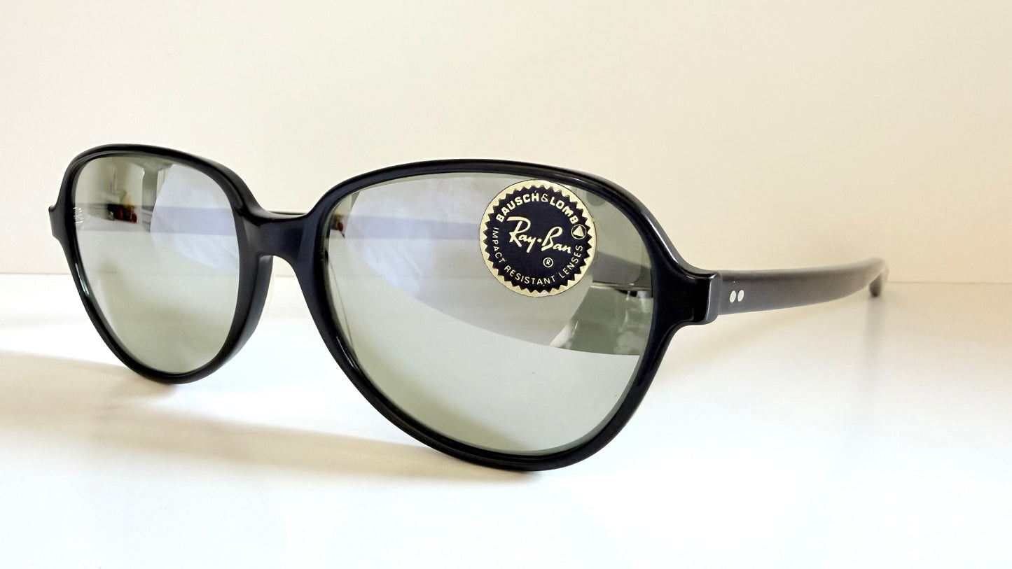 Ray Ban B&L USA vintage sunglasses - very RARE 60s Shelby NOS with tags