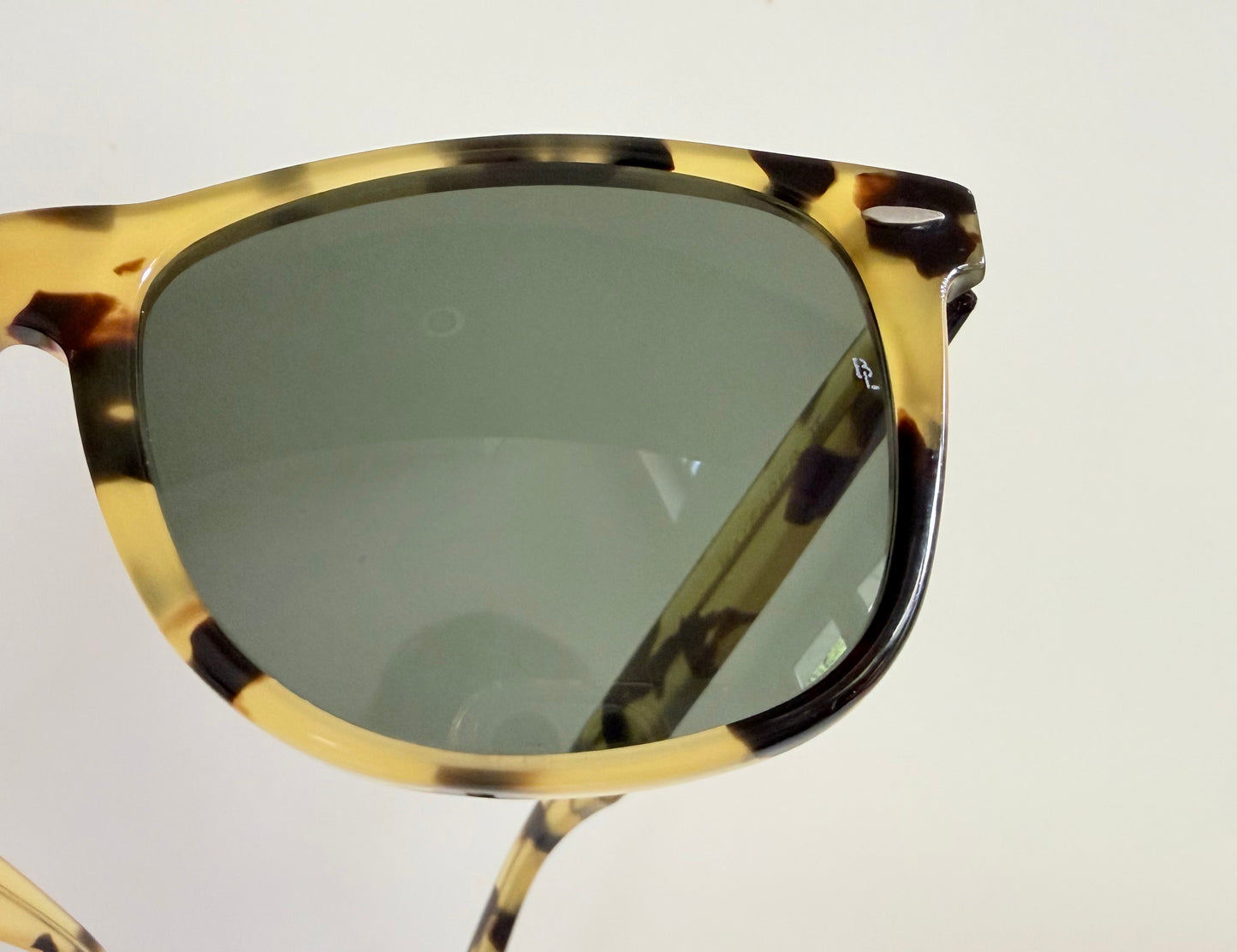 Ray Ban B&L USA - Wayfarer II yellow tortoise shell vintage sunglasses