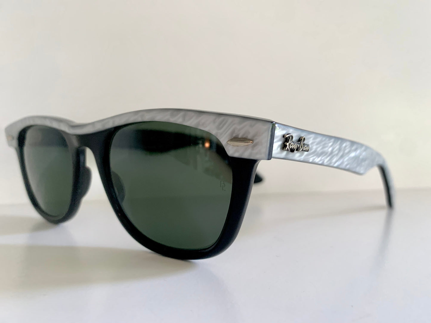 Ray Ban B&L - Wayfarer Street neat white W0496