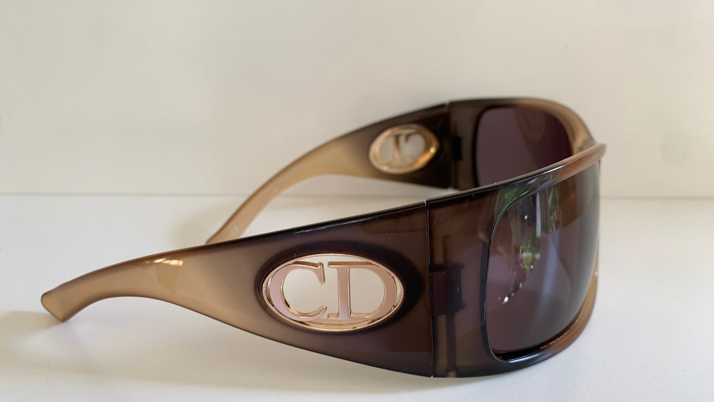 Christian Dior Vintage Sunglasses - Flavour 1 XL shield frame