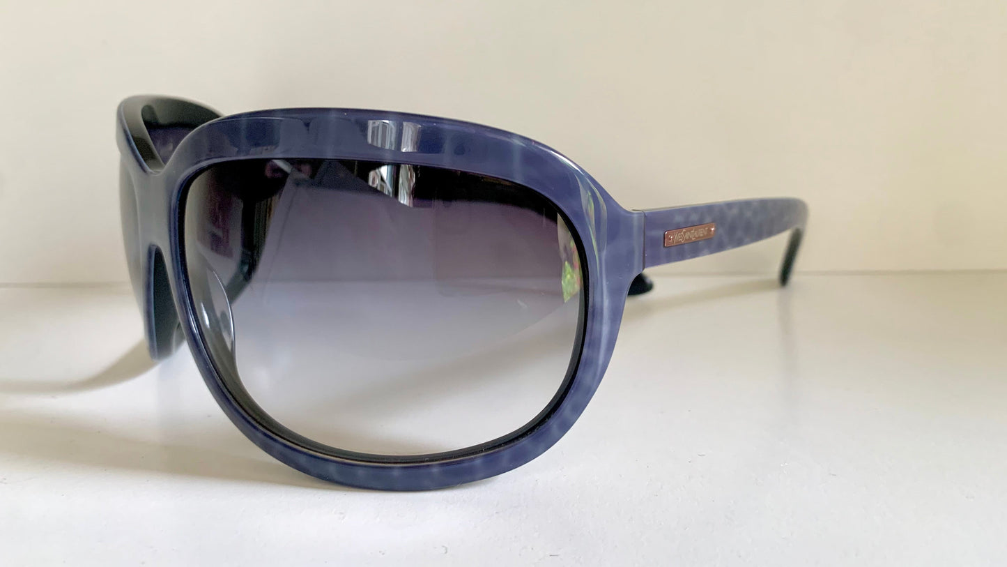 Yves Saint Laurent 00s sunglasses - XXL mask style frame - small faces