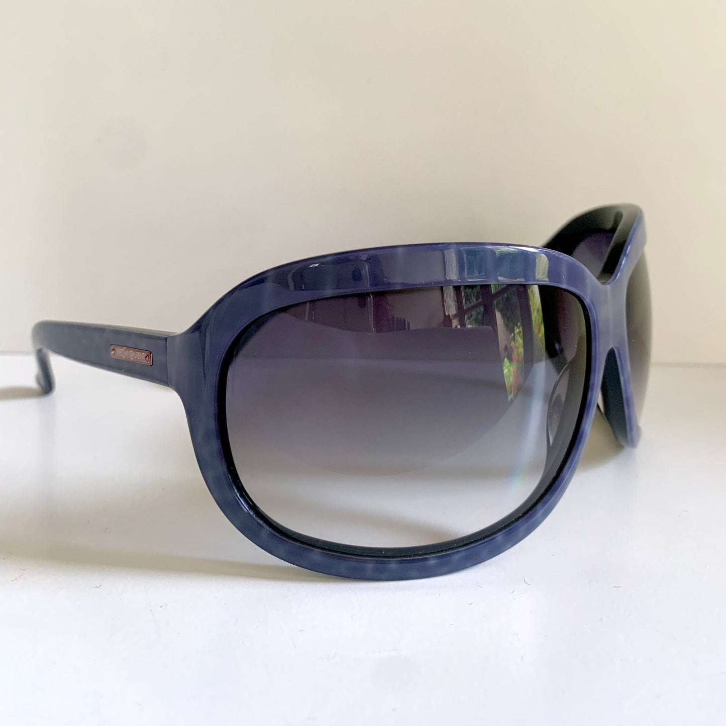 Yves Saint Laurent 00s sunglasses - XXL mask style frame - small faces