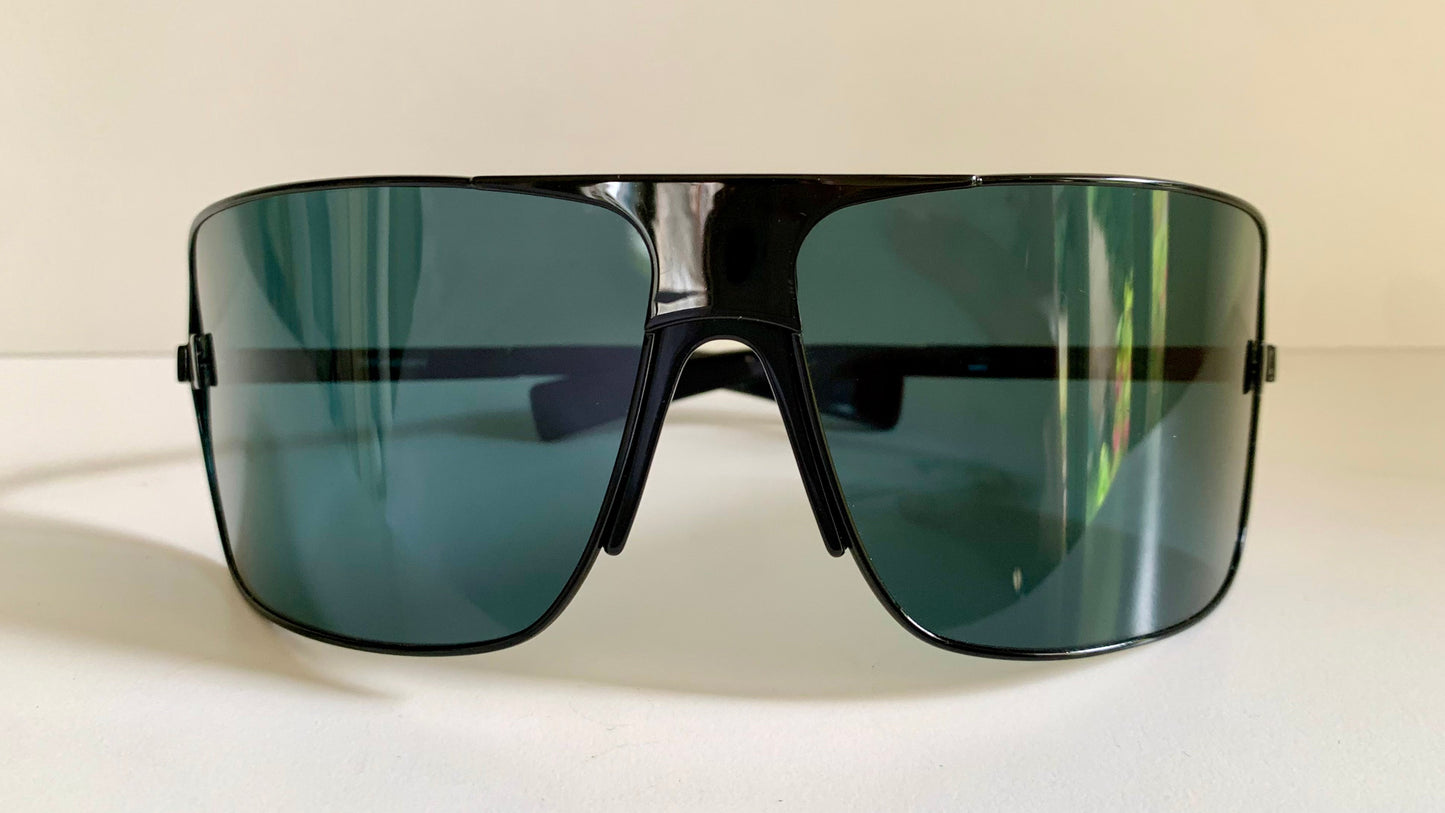 Yves Saint Laurent 00s sunglasses - XXL mask style black and blue frame