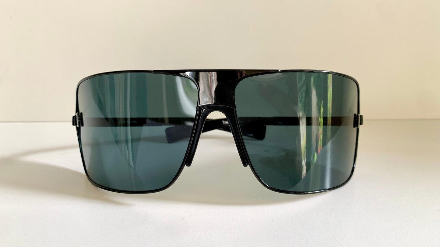 Yves Saint Laurent 00s sunglasses - XXL mask style black and blue frame