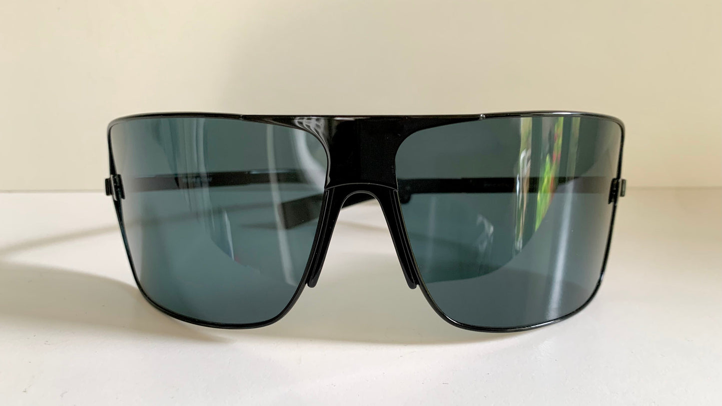 Yves Saint Laurent 00s sunglasses - XXL mask style black and blue frame