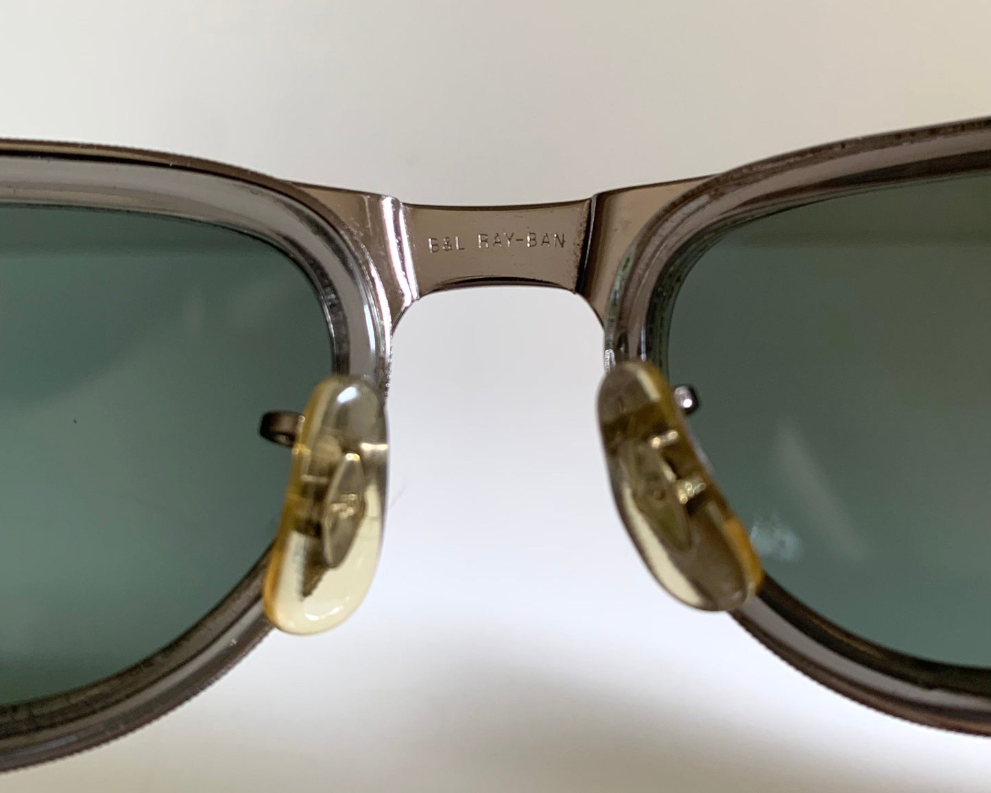 Vintage Ray Ban B&L USA 90s sunglasses - W2660 Sidestreet wrap frame
