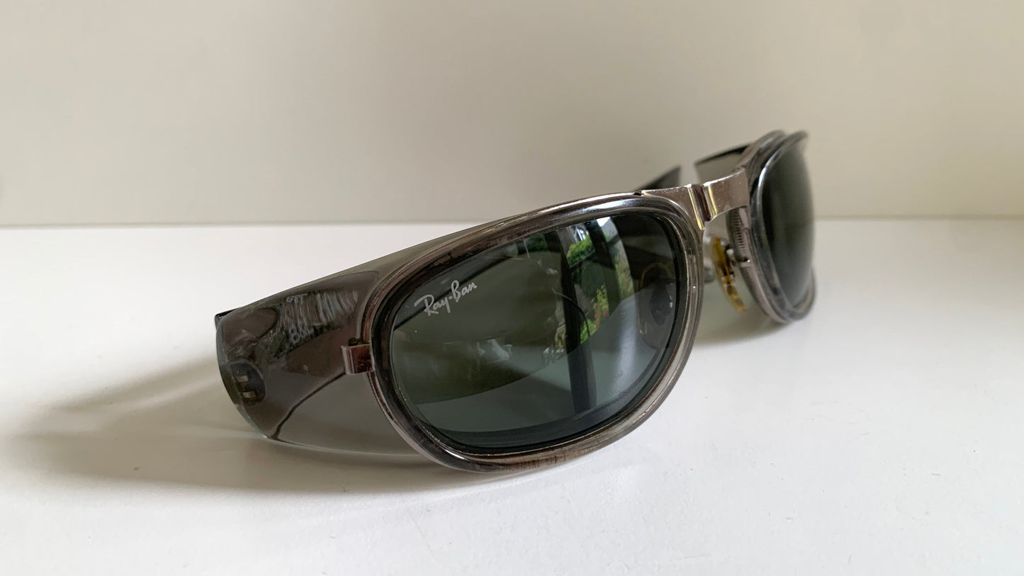 Vintage Ray Ban B&L USA 90s sunglasses - W2660 Sidestreet wrap frame