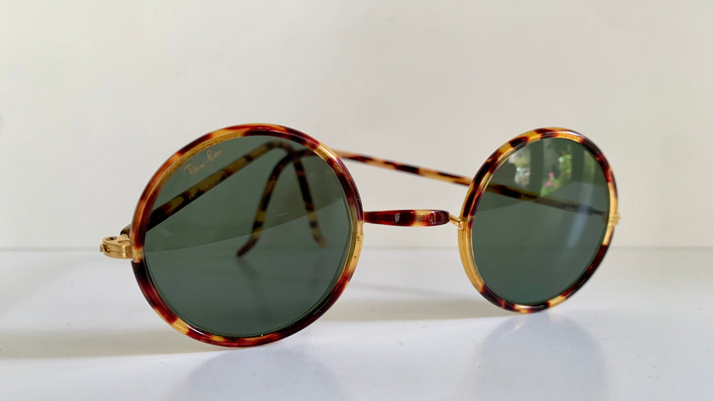 Ray Ban B&L USA vintage sunglasses - Cheyenne W1748 oval carey frames