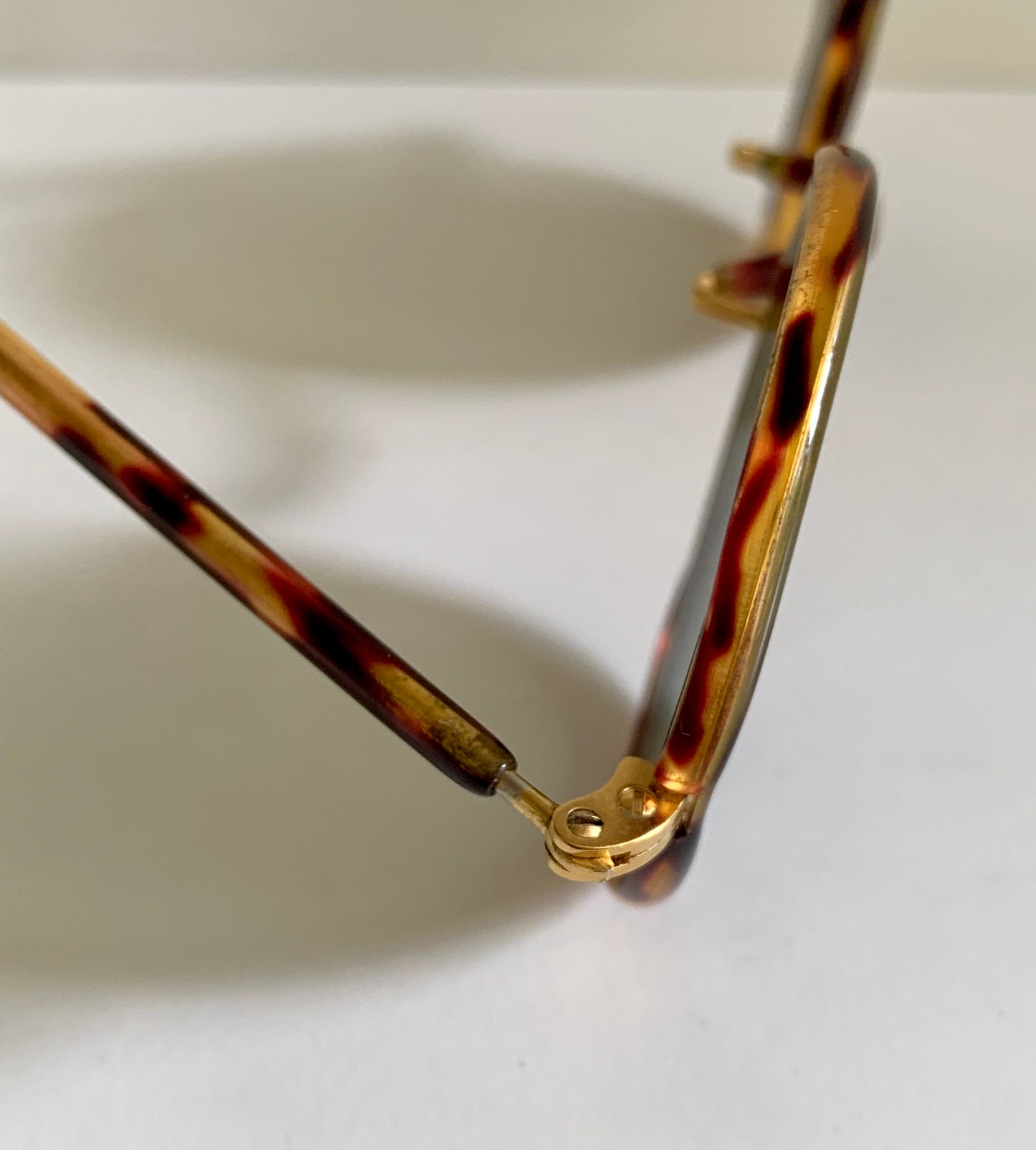 Ray Ban B&L USA vintage sunglasses - Cheyenne W1748 oval carey frames