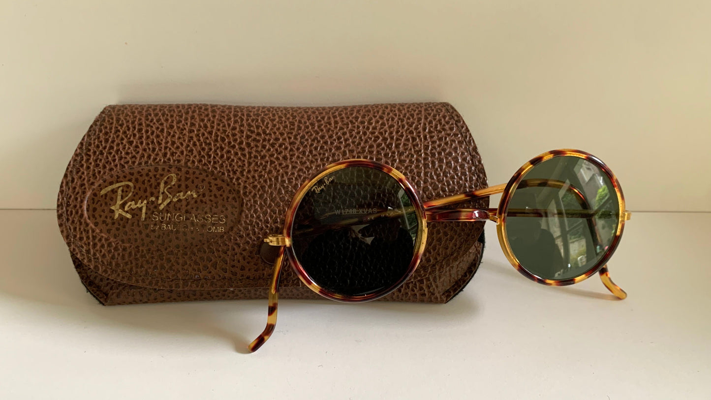 Ray Ban B&L USA vintage sunglasses - Cheyenne W1748 oval carey frames