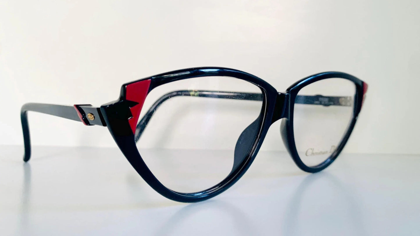 Christian Dior vintage 80s glasses - 2353 cat eye frame