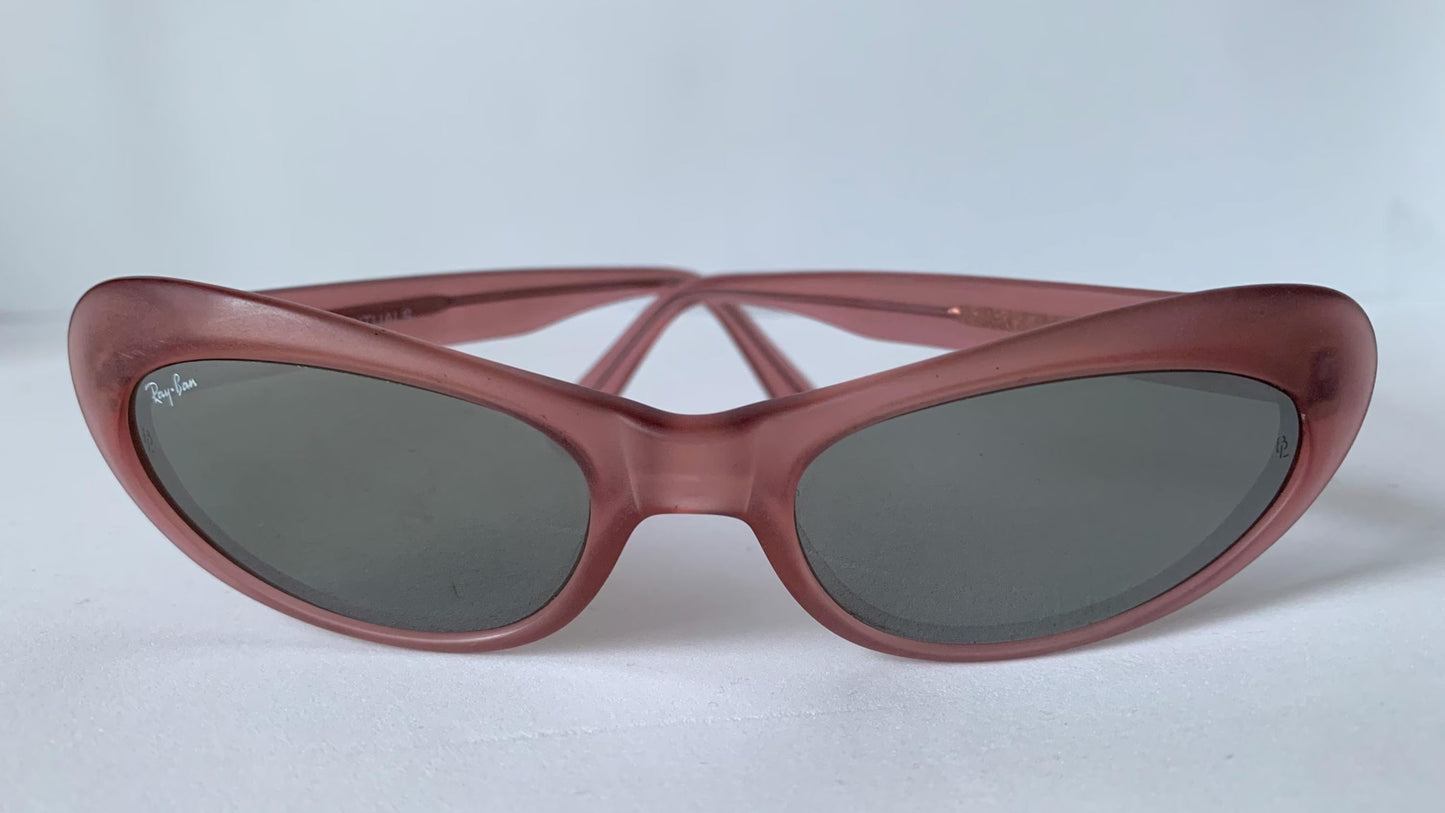 Ray Ban B&L USA vintage sunglasses - cat eye pink mirrored frames W2525 Rituals