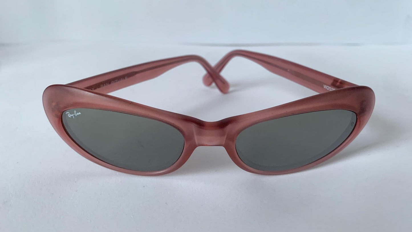 Ray Ban B&L USA vintage sunglasses - cat eye pink mirrored frames W2525 Rituals