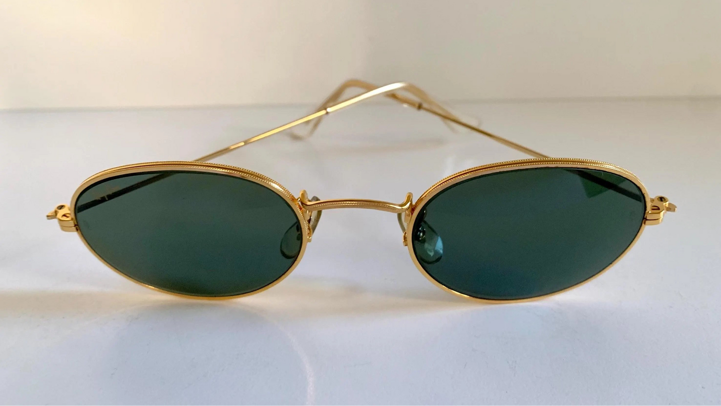 Vintage Ray Ban B&L USA sunglasses - W0976 Classic Oval Gold