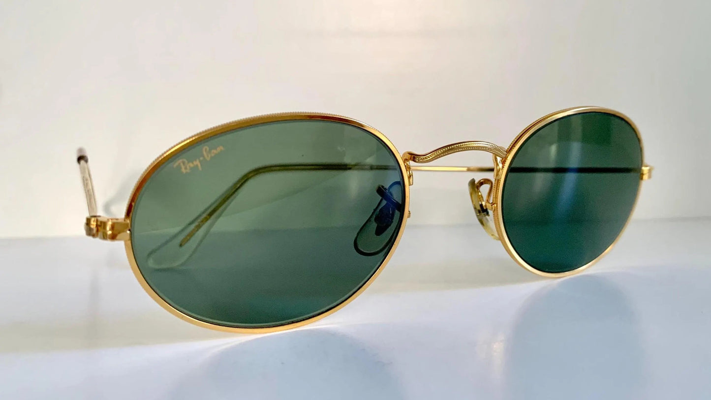 Vintage Ray Ban B&L USA sunglasses - W0976 Classic Oval Gold