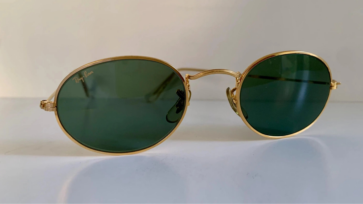 Vintage Ray Ban B&L USA sunglasses - W0976 Classic Oval Gold
