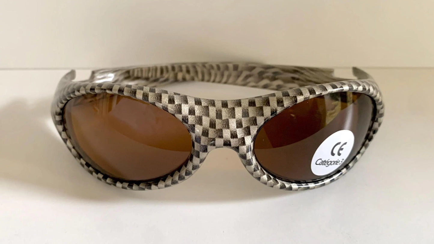 vintage Vuarnet Extreme Maverick's 00s sunglasses - wrap sports frames made in France