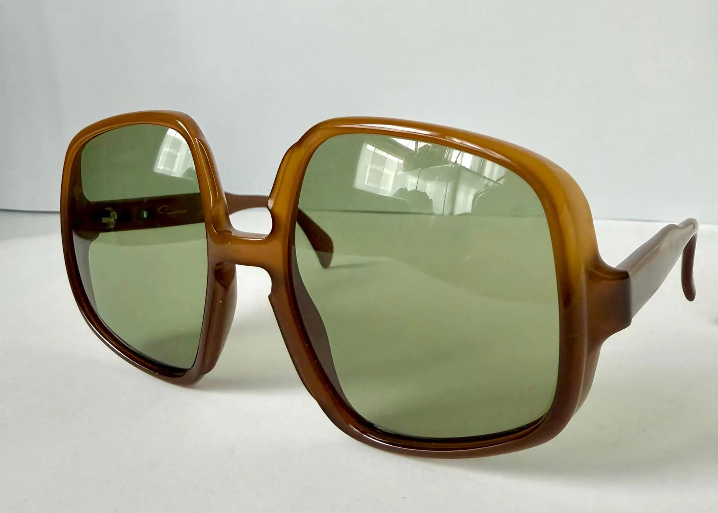 Saphira vintage sunglasses - XL oversized 70s original frames
