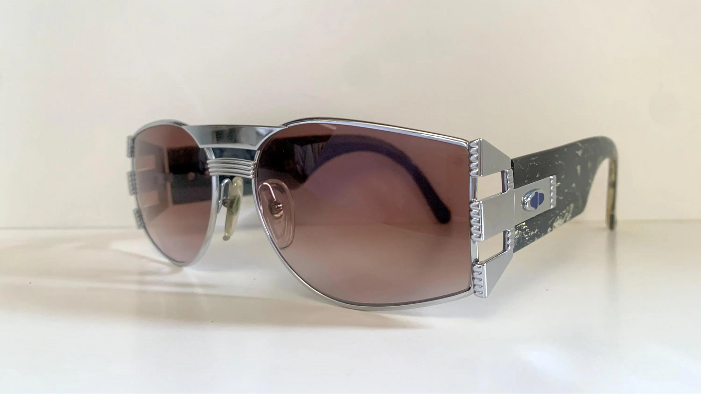 Christian Dior Vintage Sunglasses - 80s 2562 silver mask frames