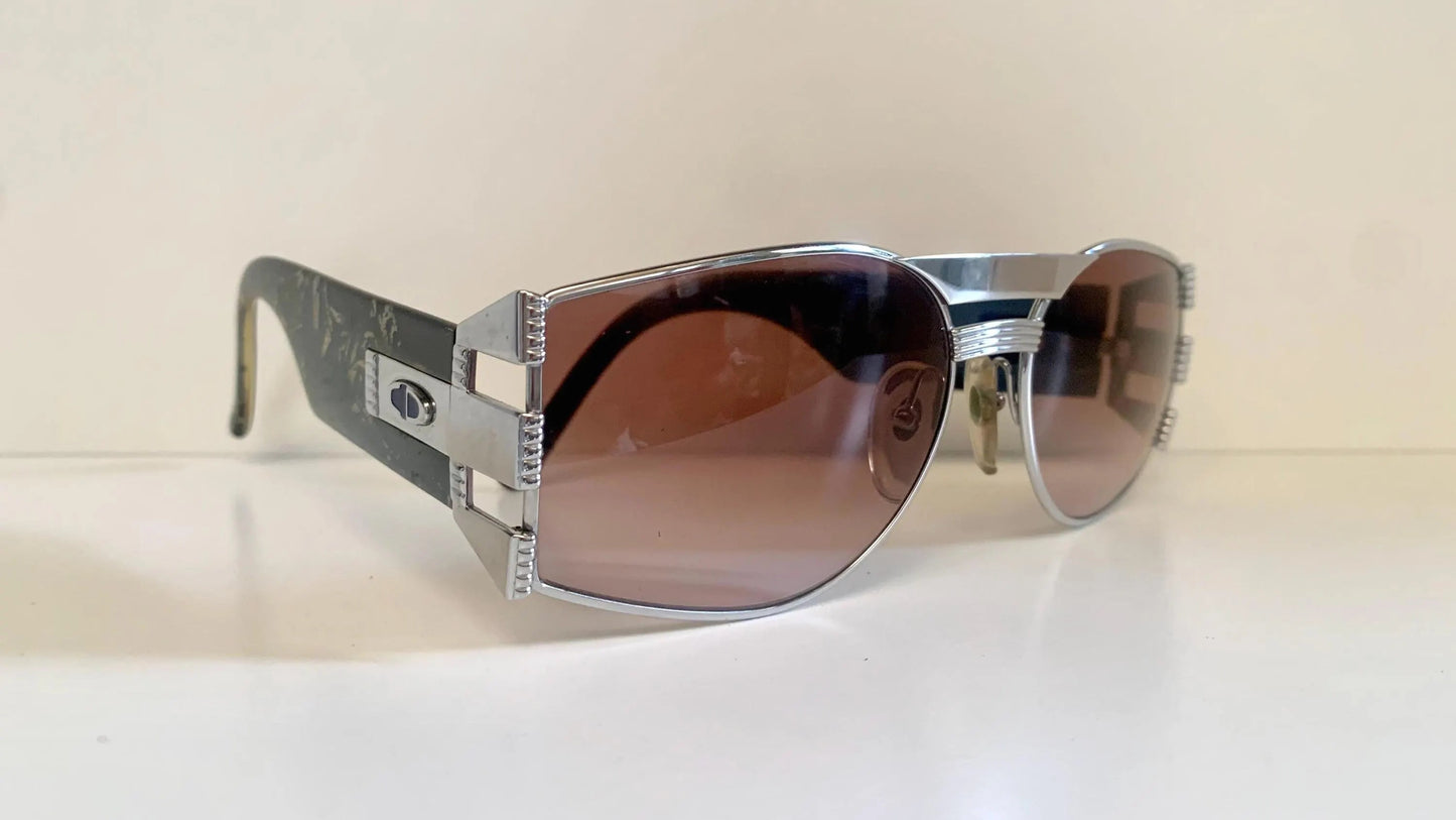 Christian Dior Vintage Sunglasses - 80s 2562 silver mask frames