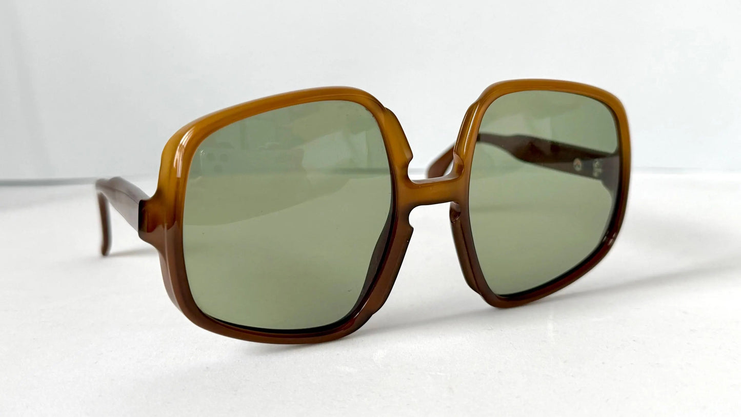 Saphira vintage sunglasses - XL oversized 70s original frames