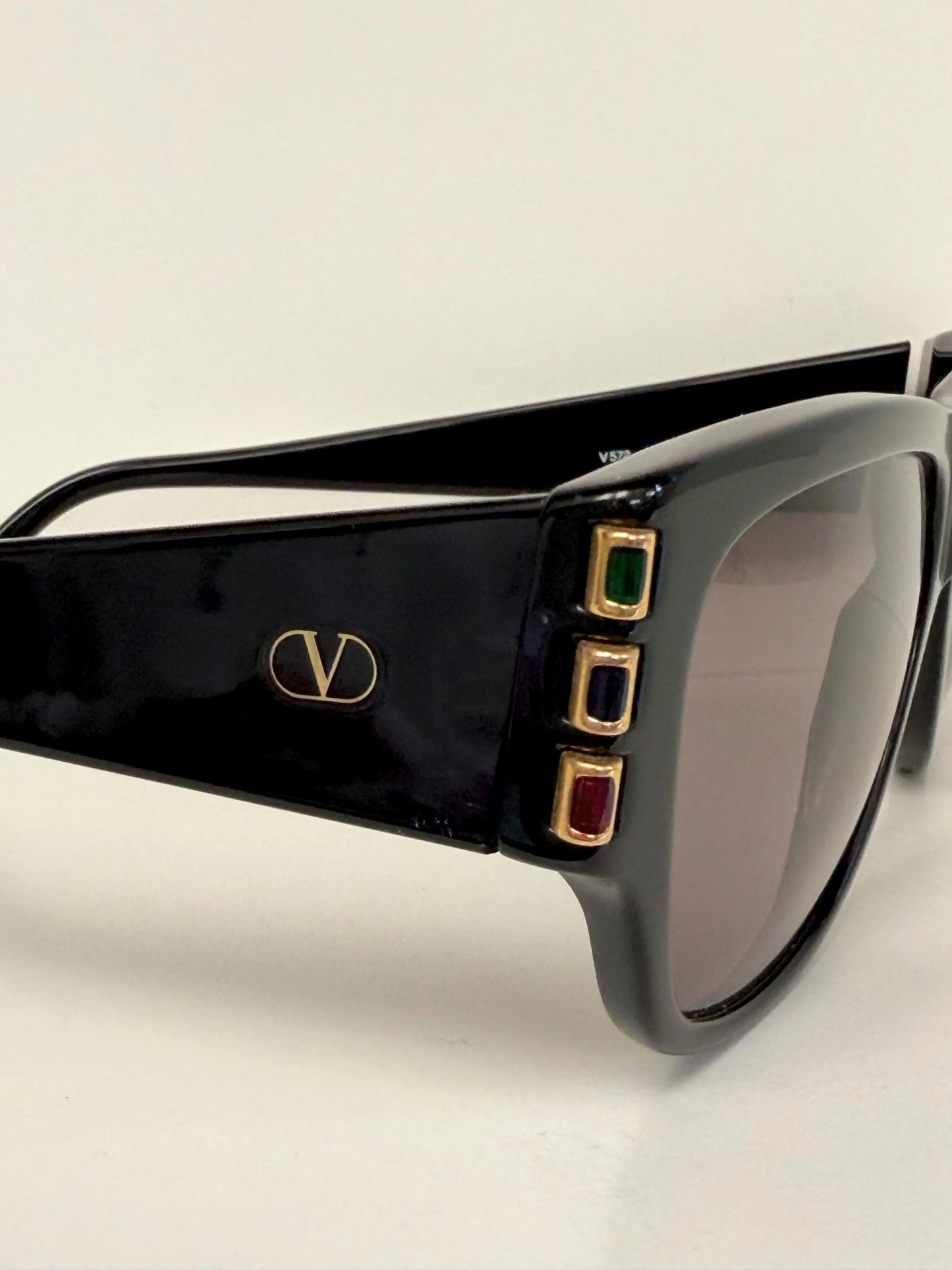Valentino 90s vintage sunglasses - black square frames