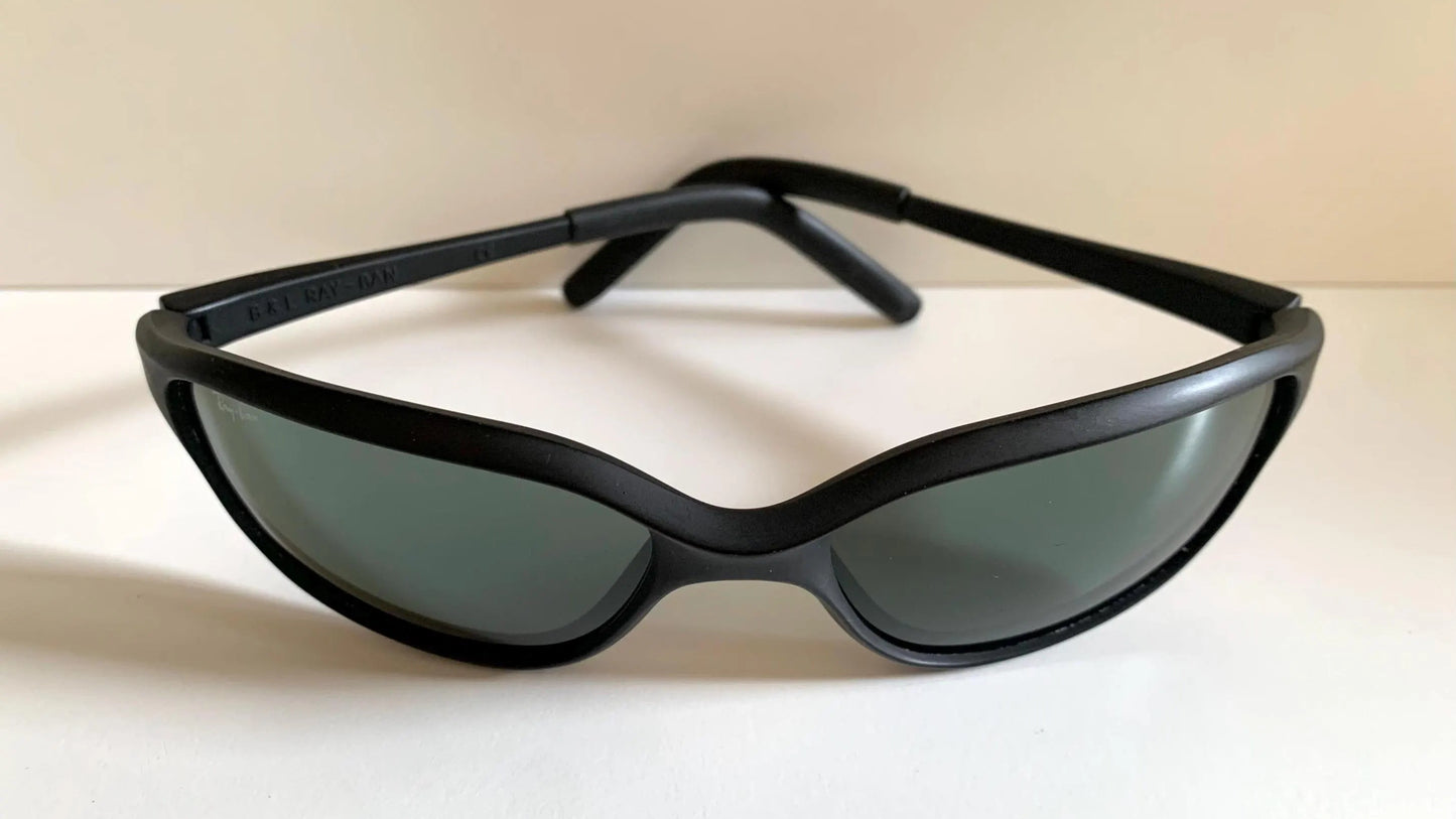 Ray Ban B&L USA 90s vintage sunglasses - W2966 Predator Sports matte black