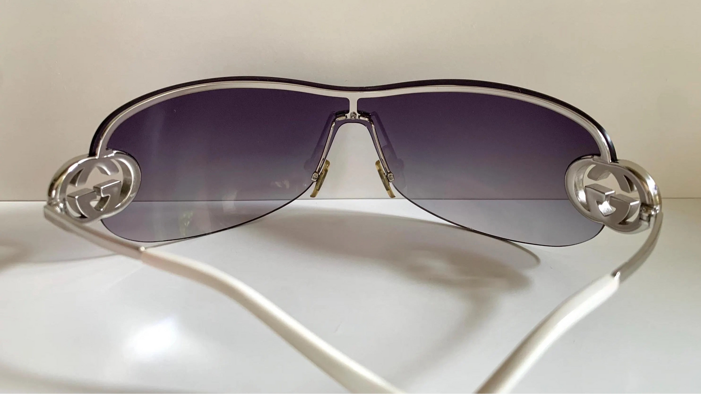 Gucci 90s vintage sunglasses - brown wrap frame with GG logos