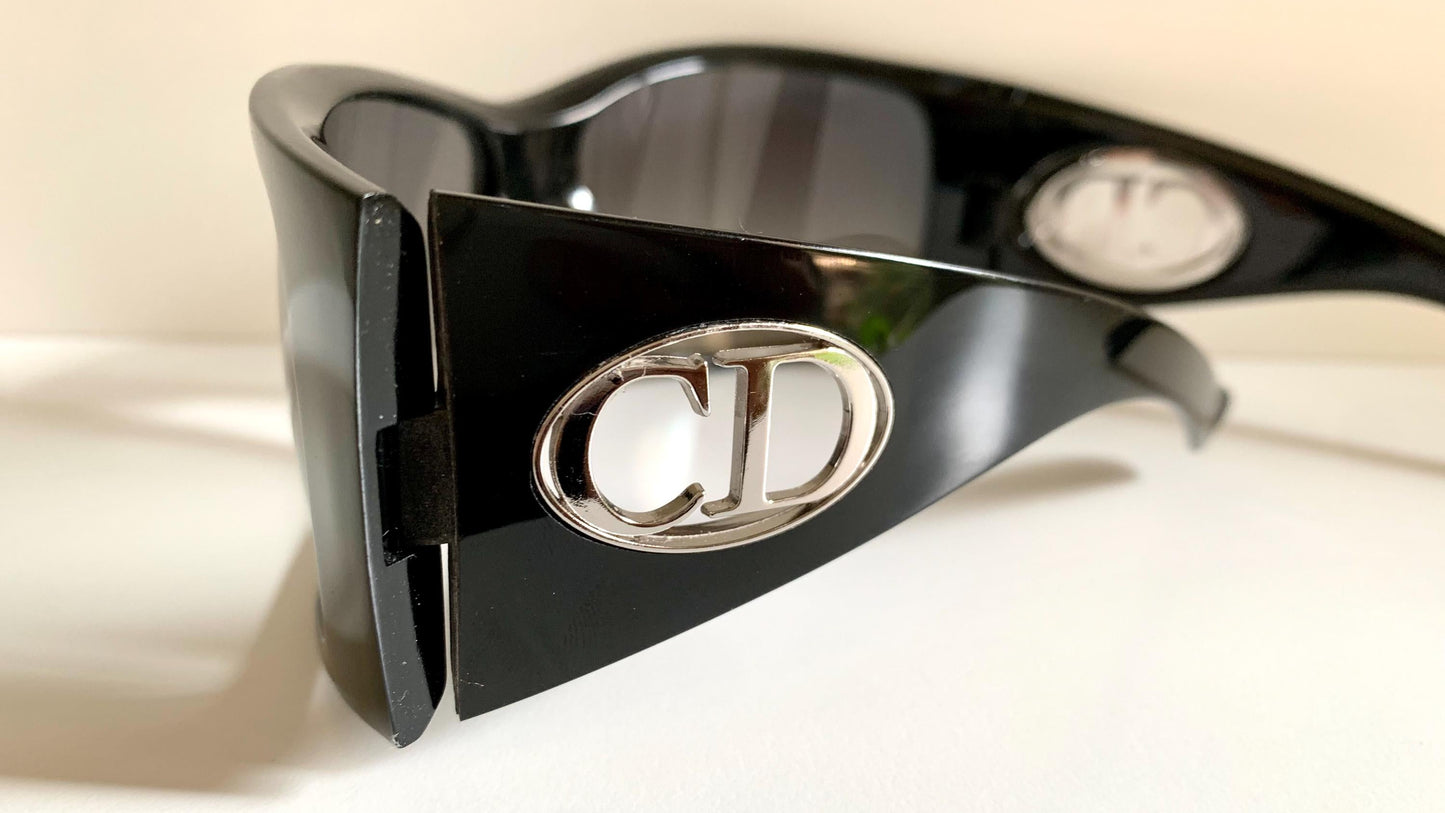 Christian Dior Vintage Sunglasses - Flavour 1 XL wrap frame