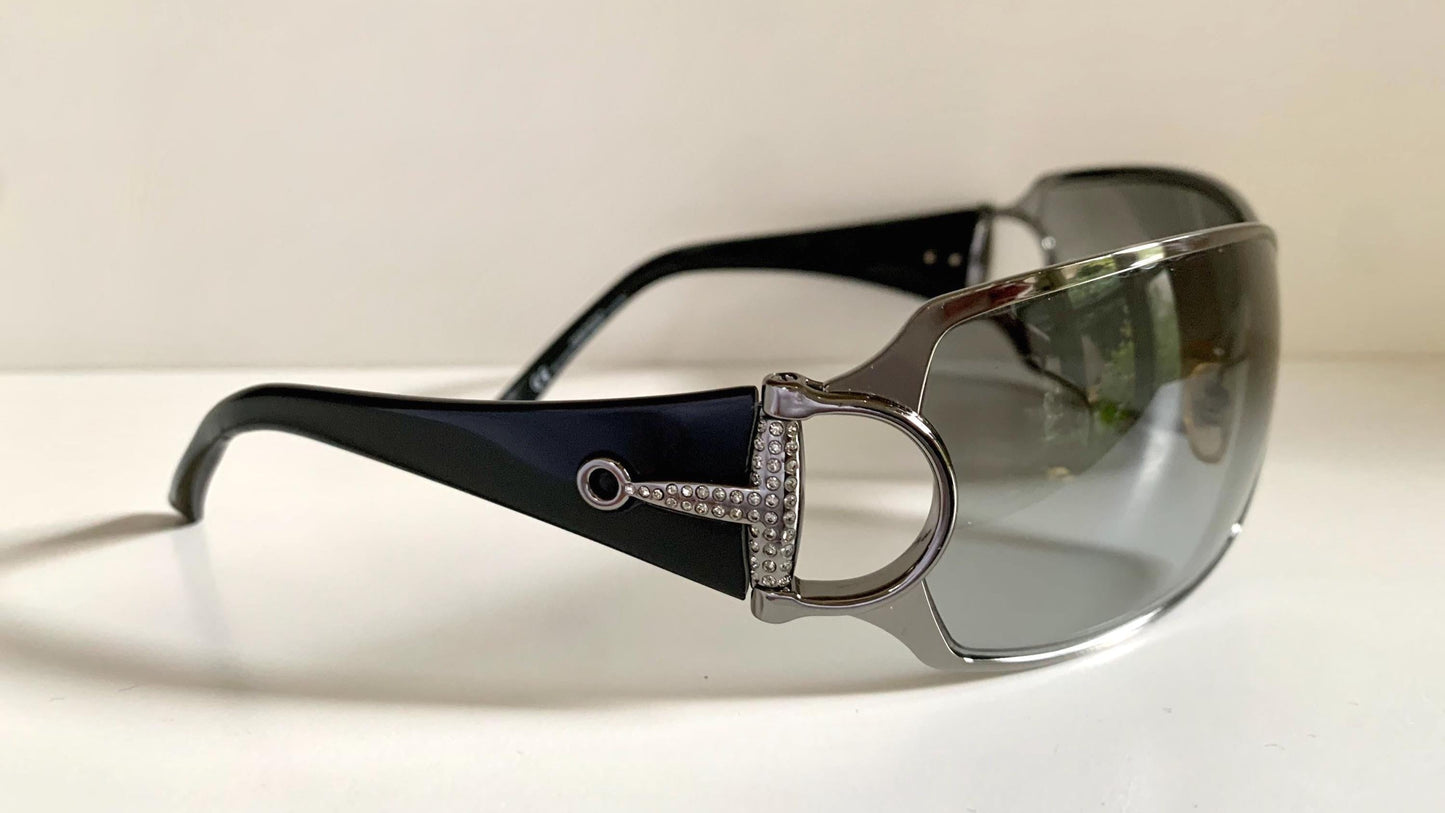 Gucci 90s vintage sunglasses - black and silver wrap frame with Strass Horsebit logo