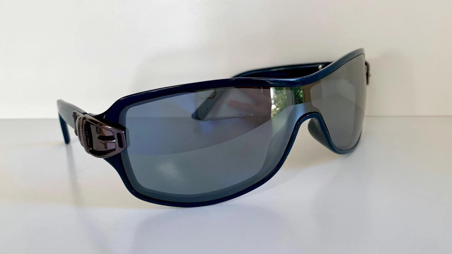 Gucci 90s vintage sunglasses - blue mirrored shield frame with buckle logos