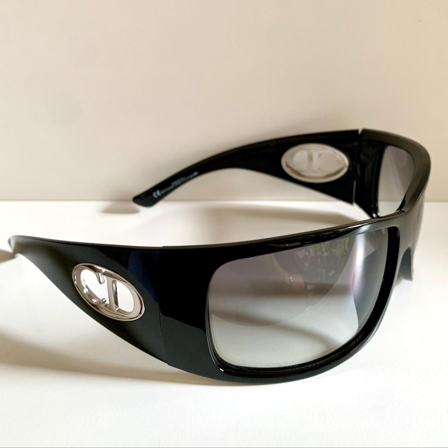 Christian Dior Vintage Sunglasses - Flavour 1 XL wrap frame