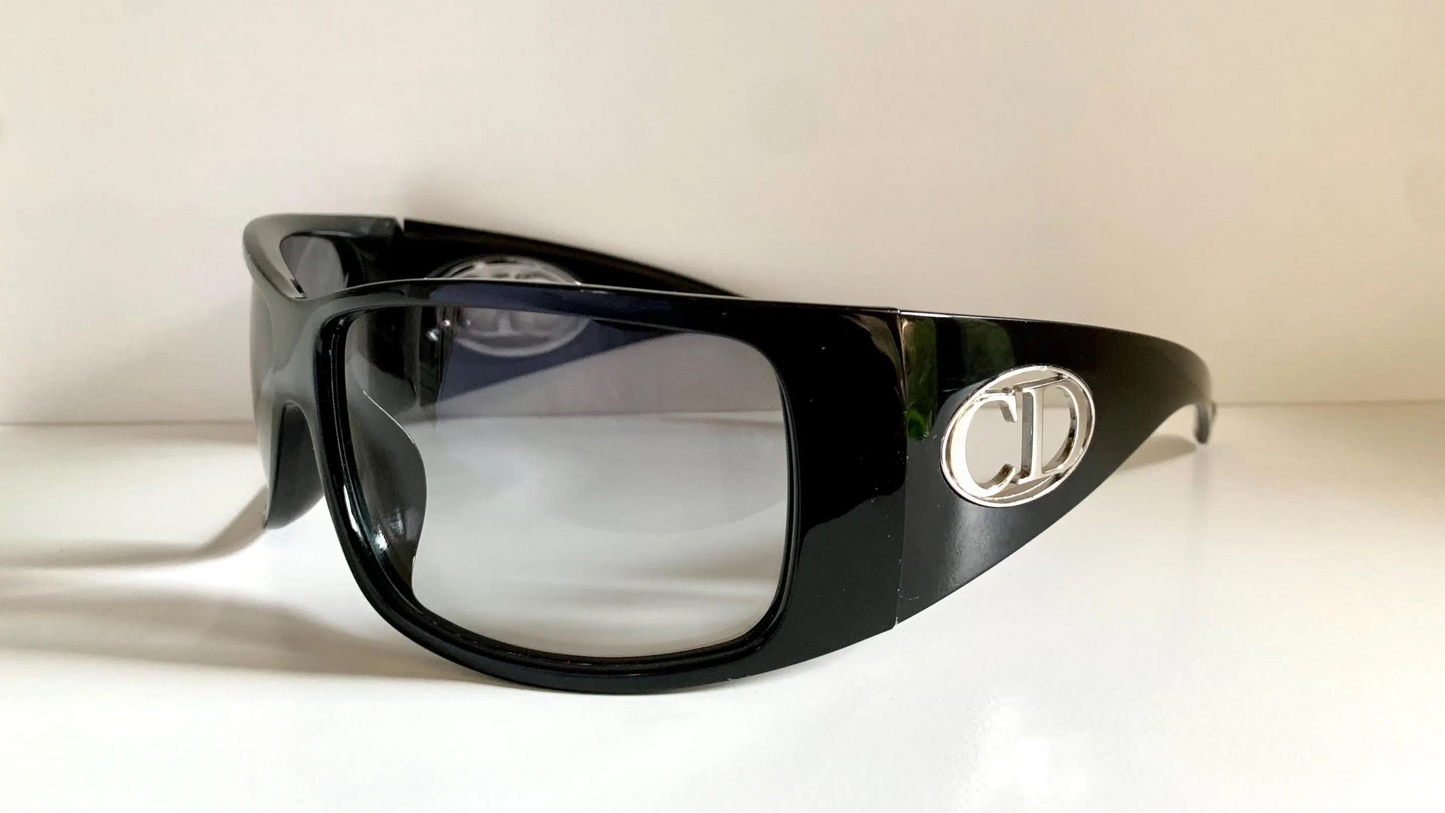 Christian Dior Vintage Sunglasses - Flavour 1 XL wrap frame