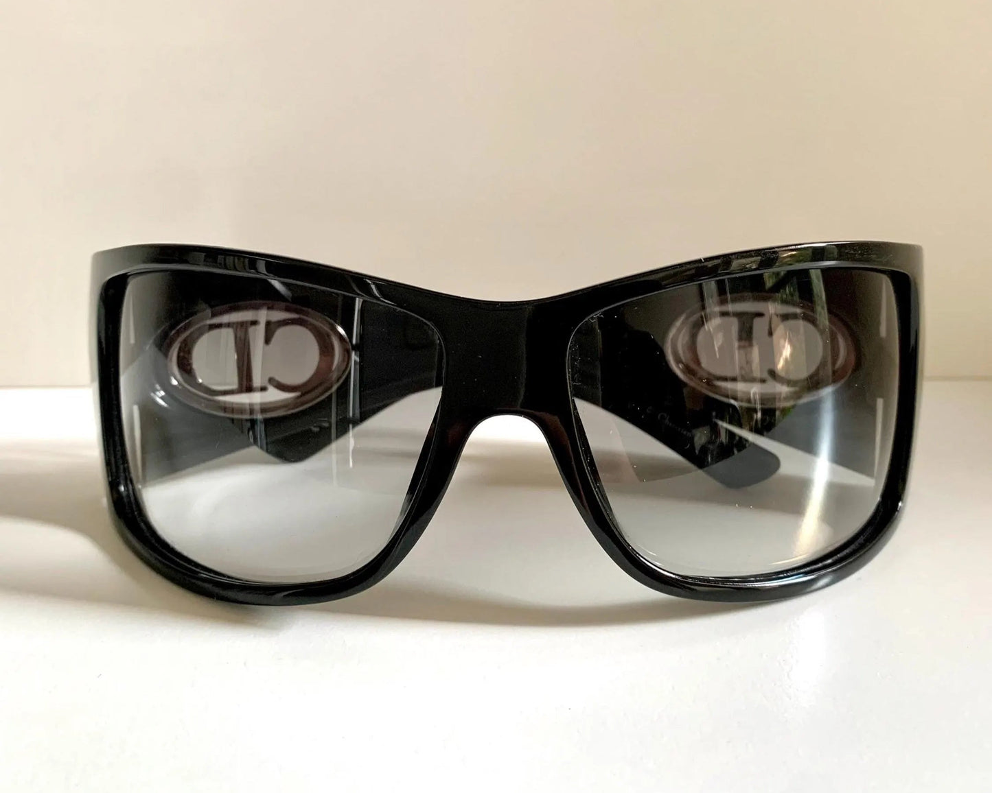 Christian Dior Vintage Sunglasses - Flavour 1 XL wrap frame