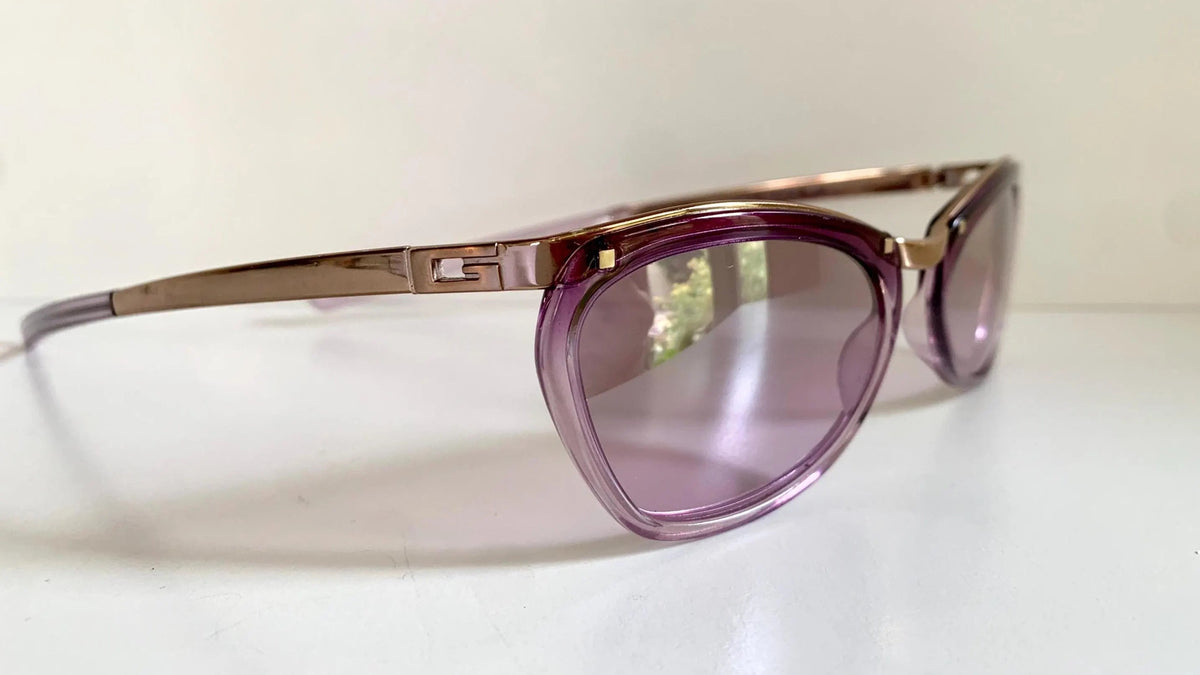 Gucci 00s vintage sunglasses - purple frame with Gucci logos
