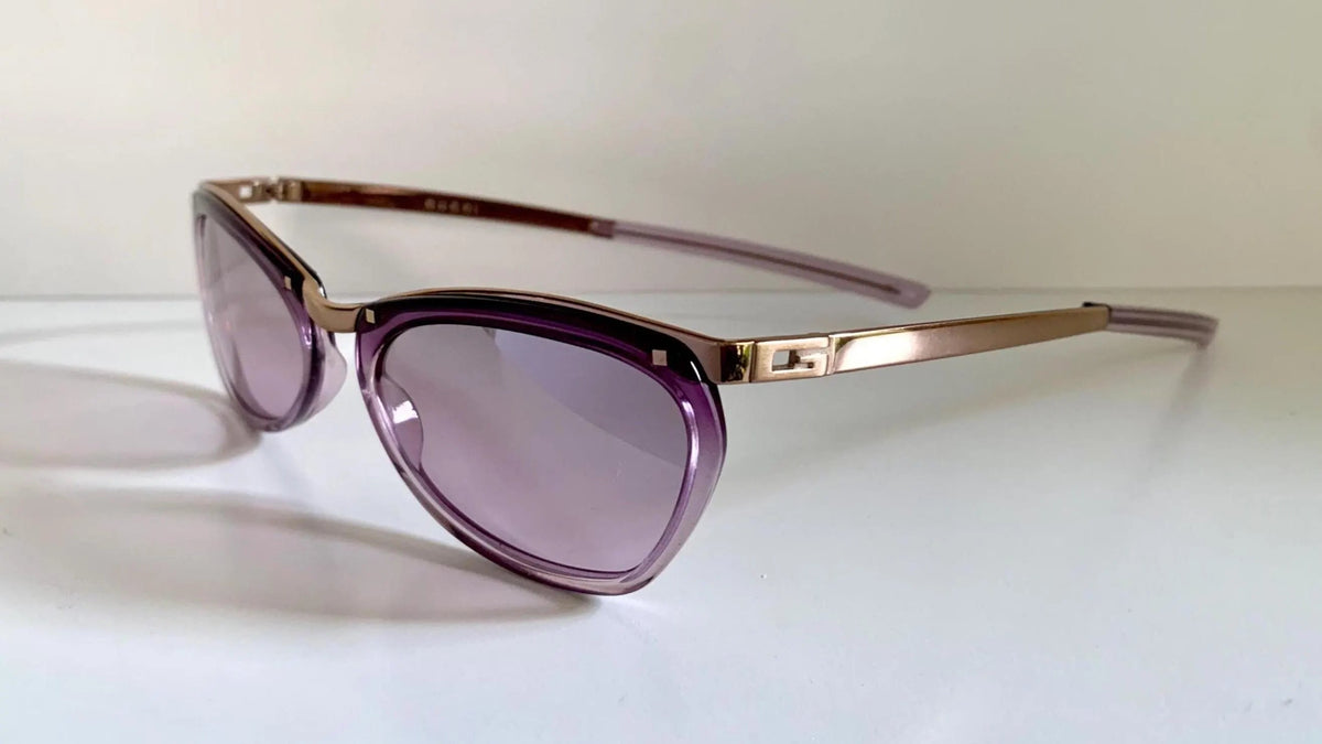 Gucci 00s vintage sunglasses - purple frame with Gucci logos