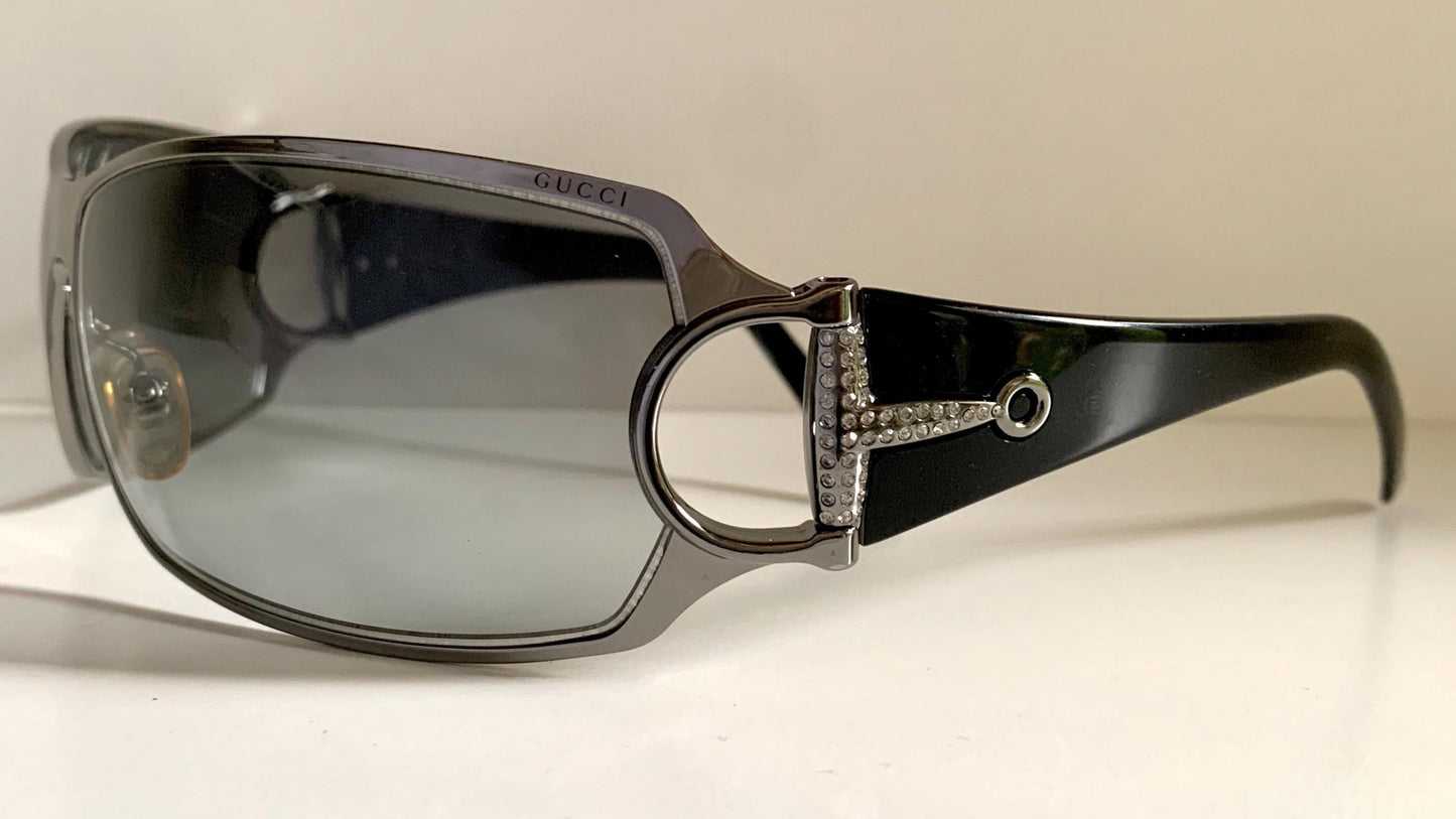 Gucci 90s vintage sunglasses - black and silver wrap frame with Strass Horsebit logo