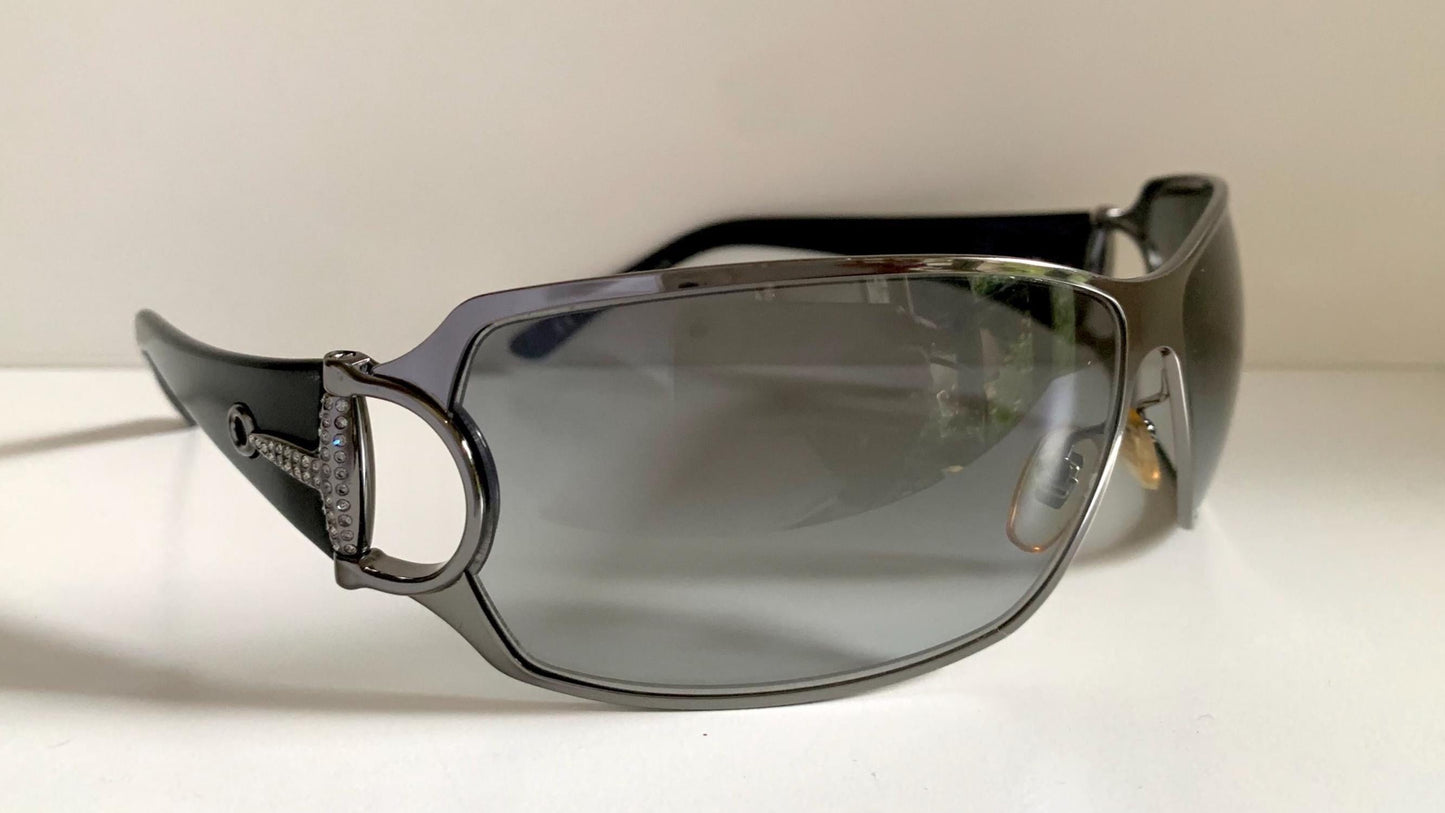 Gucci 90s vintage sunglasses - black and silver wrap frame with Strass Horsebit logo