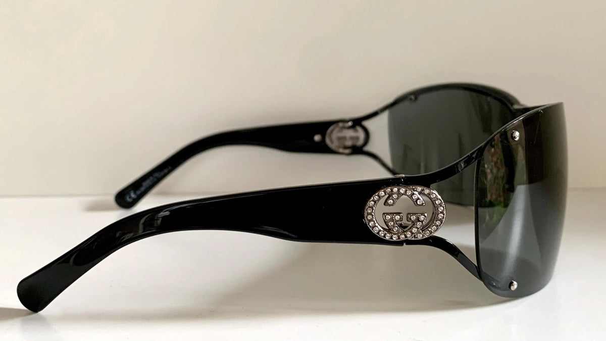 Gucci 00s vintage sunglasses - black rimless shield frame with strass logos